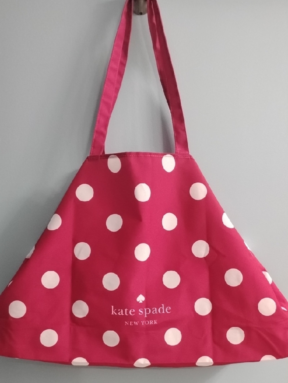 🔥NWOT Kate Spade Pink and White Polka Dot Large Tote 🌺 Great Weekend Bag - Picture 5 of 5